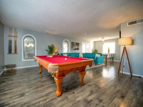 Modern, Tempe Oasis! Private Pool, Sleeps 12